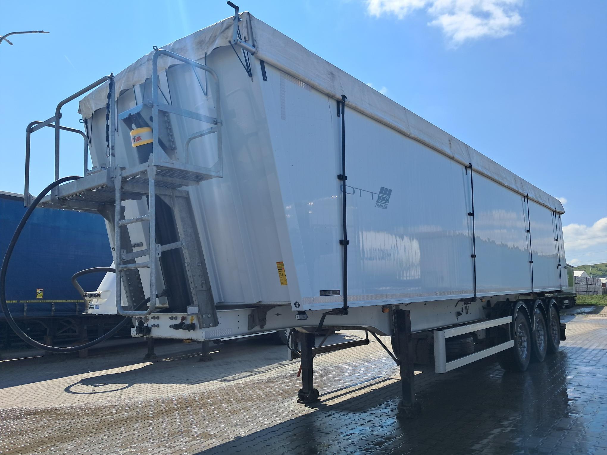 BT Leasing