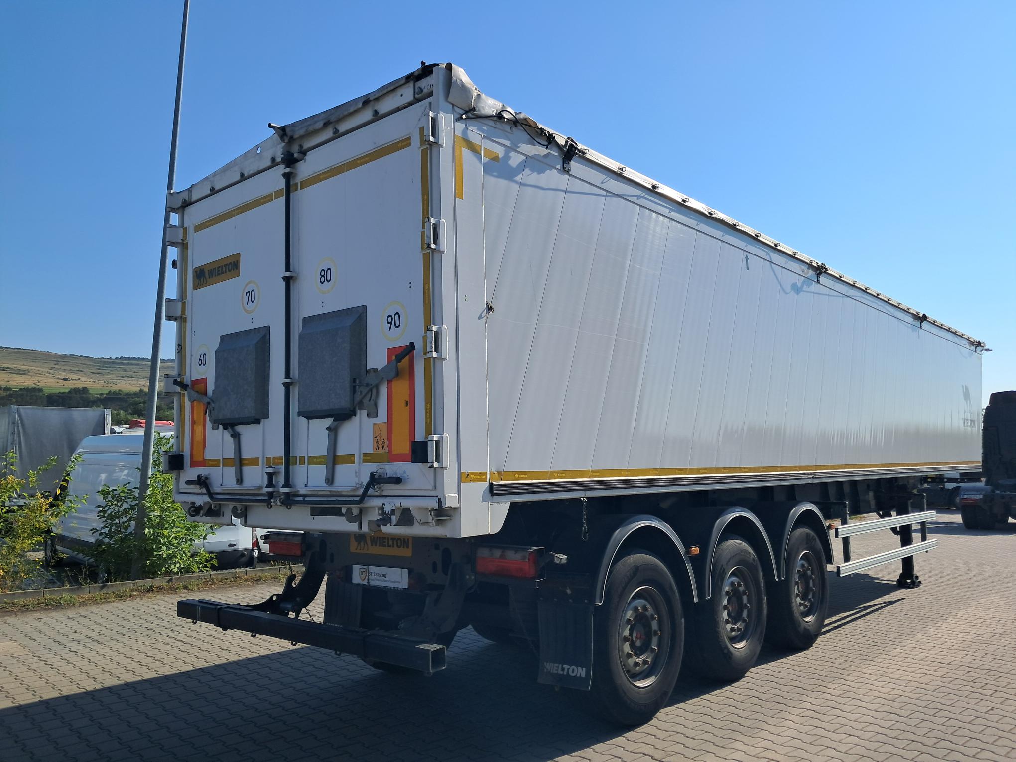 BT Leasing