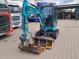 SUNWARD SWE 20F MINIEXCAVATOR PE SENILE 4 CUPE LAMA TIP BULDOZER
